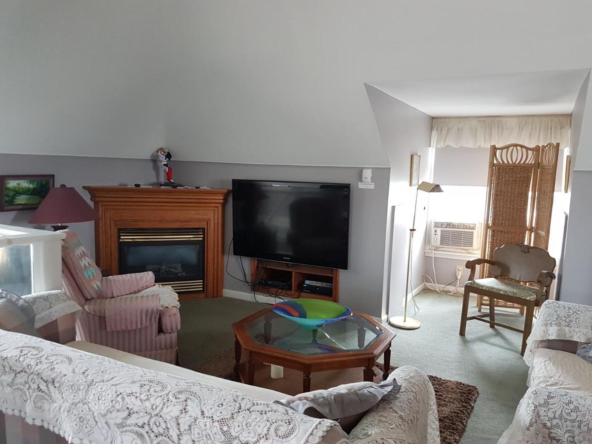 Ye Olde Walkerville Bed & Breakfast 윈저 외부 사진