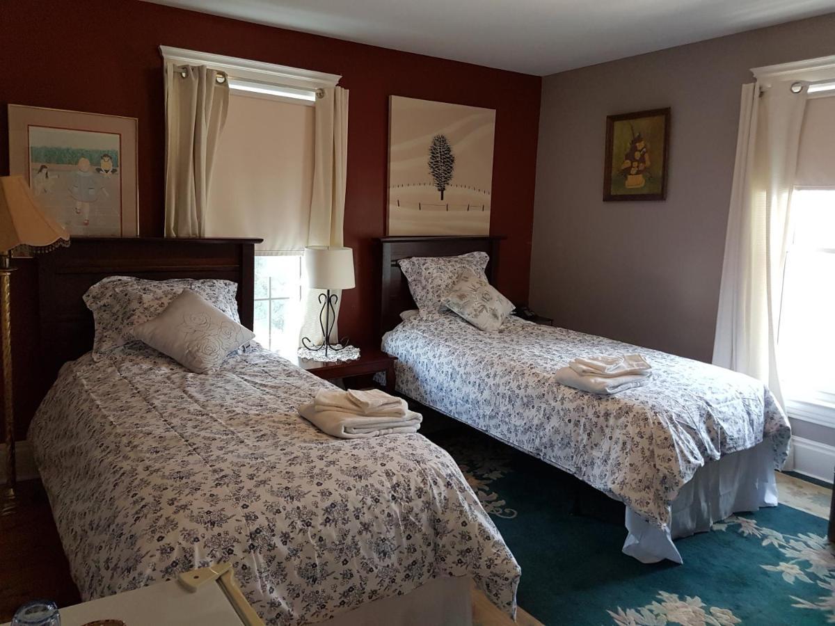 Ye Olde Walkerville Bed & Breakfast 윈저 외부 사진