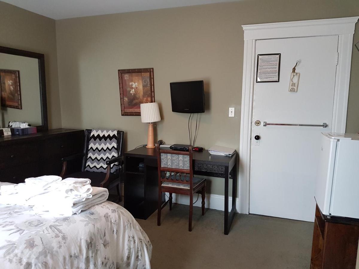 Ye Olde Walkerville Bed & Breakfast 윈저 외부 사진