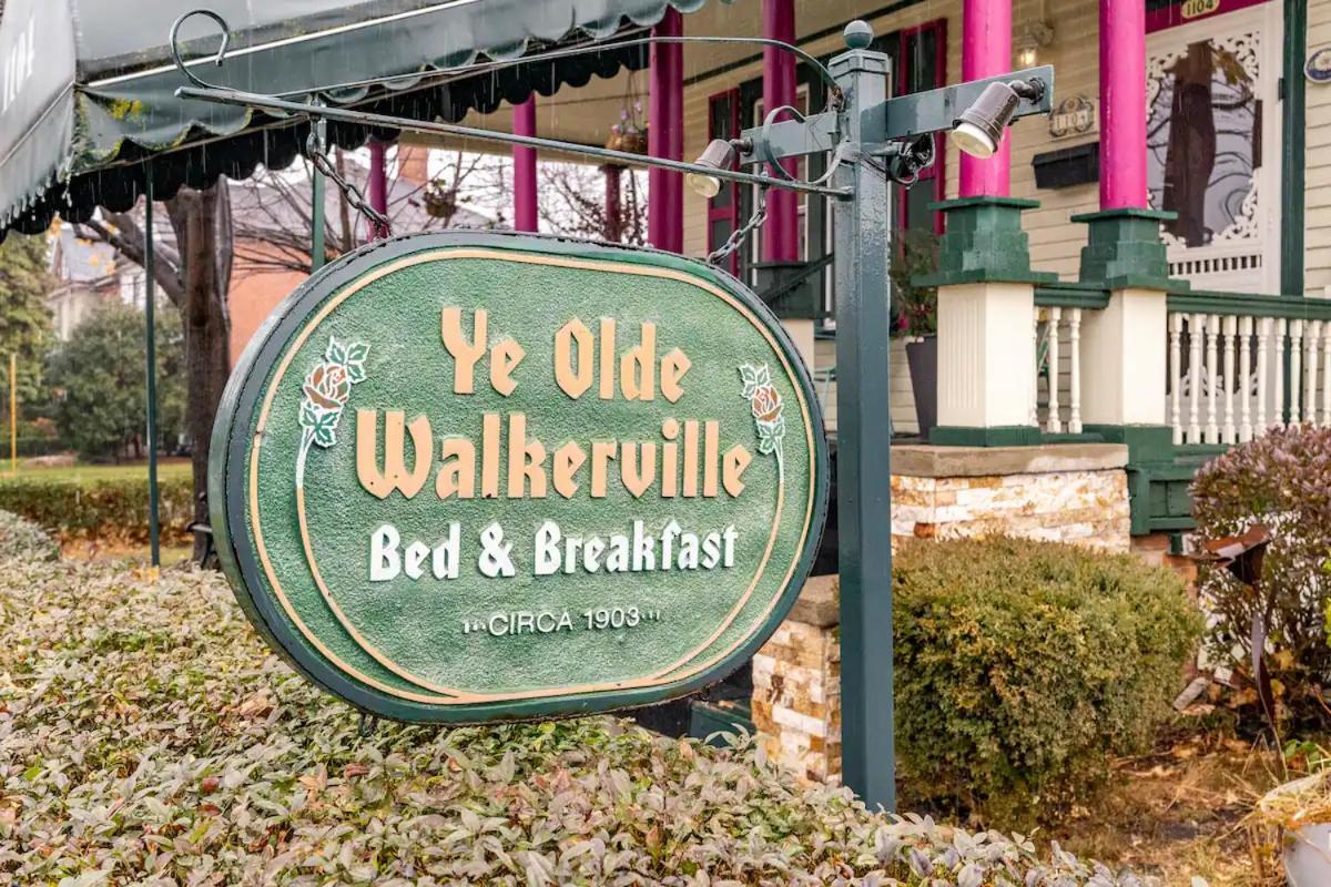 Ye Olde Walkerville Bed & Breakfast 윈저 외부 사진