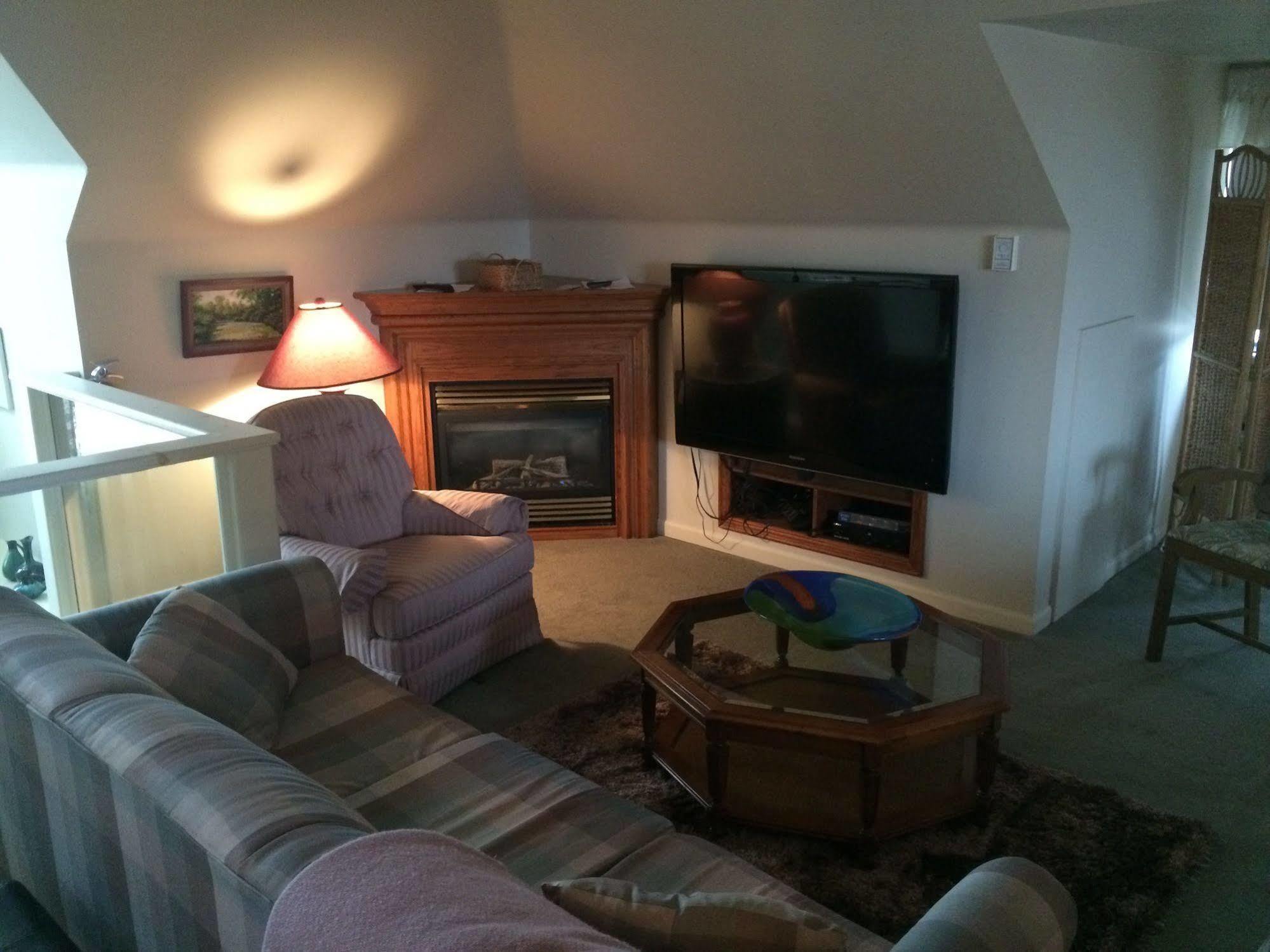 Ye Olde Walkerville Bed & Breakfast 윈저 외부 사진